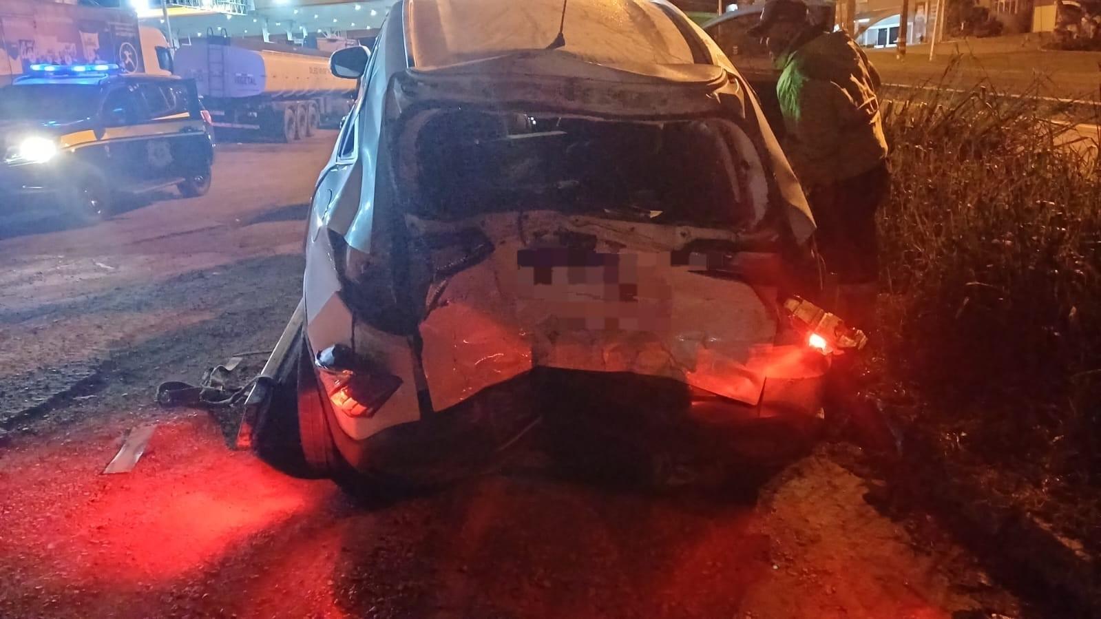 BR-376 registra engavetamento entre cinco caminhes e um carro no Paran Foto PRF